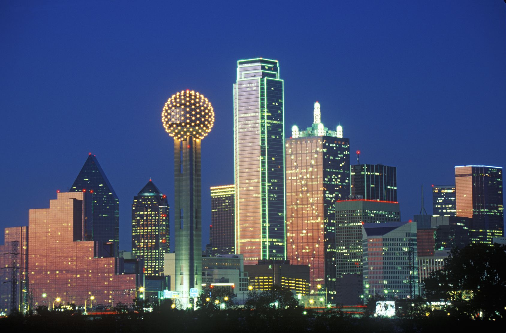 Vé máy bay giá rẻ đi Dallas