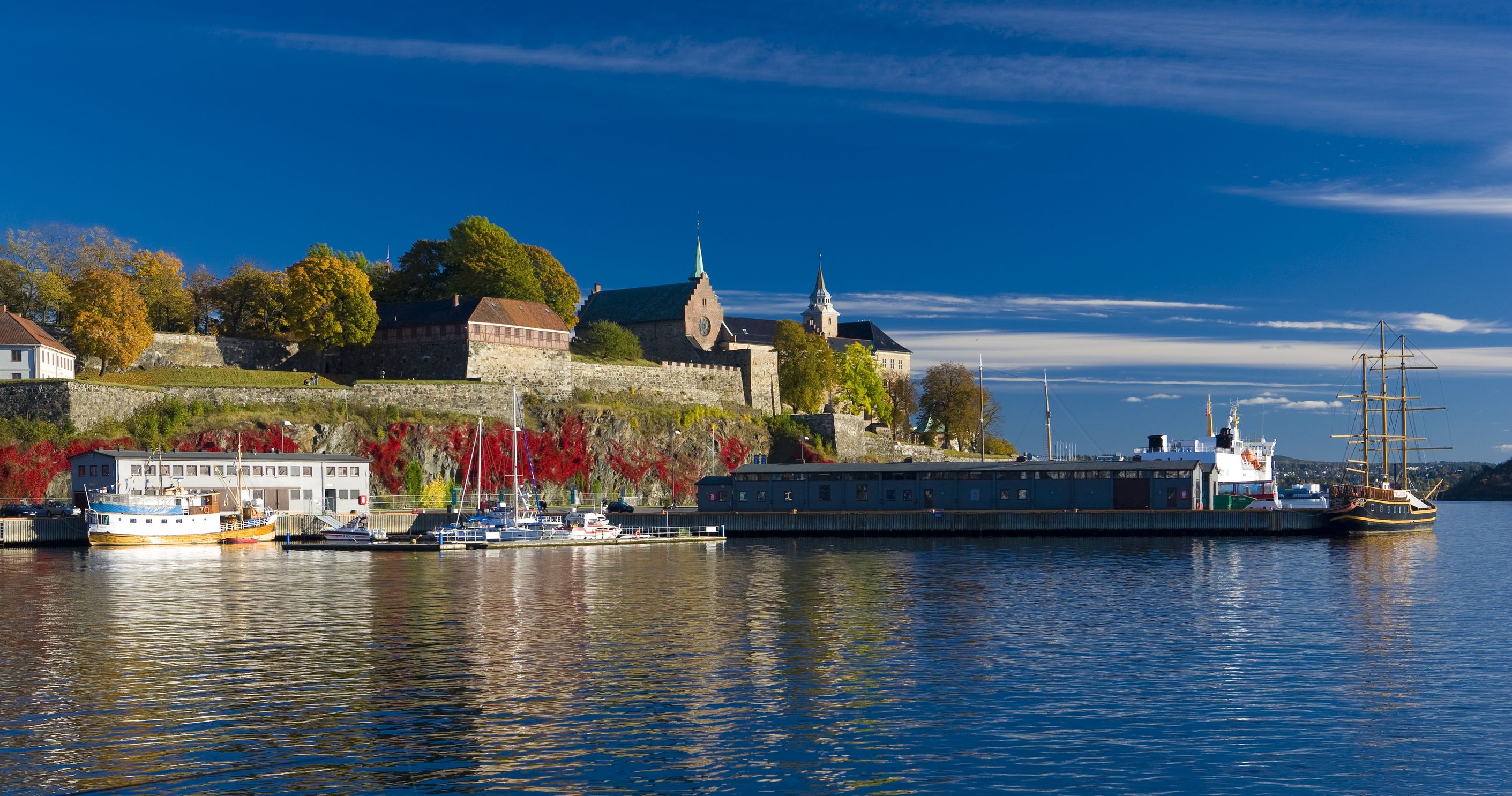 Vé máy bay giá rẻ đi Oslo